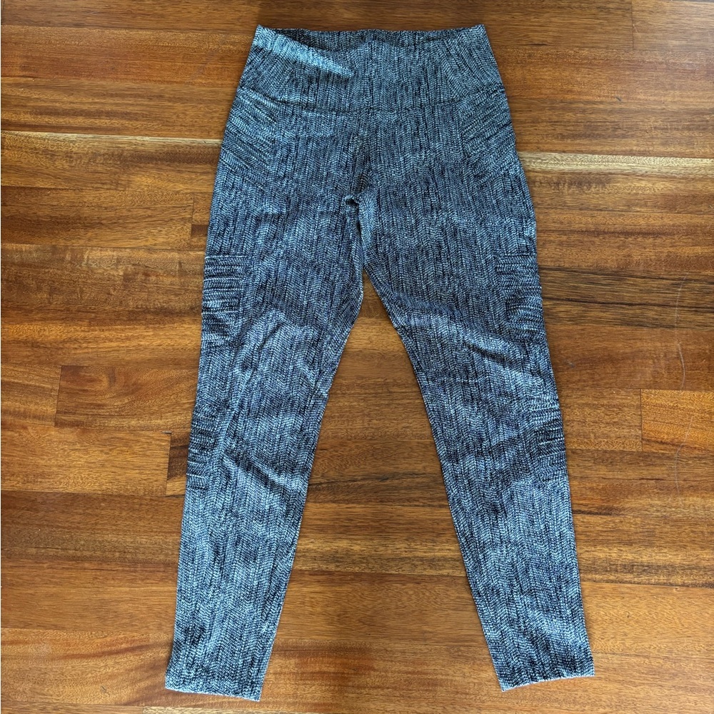 Athleta Delancey Textured Moto Tight Leggibgs